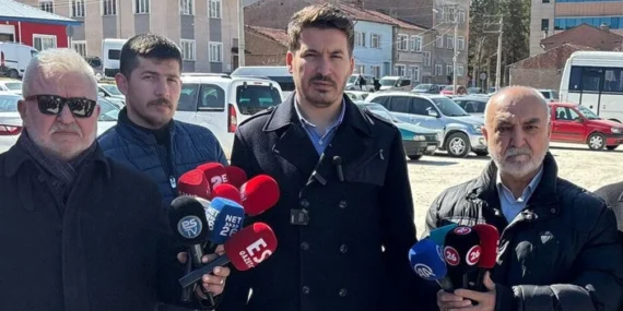 ak-parti-odunpazari-ilce-baskani-mustafa-kemal-bandirma-basin-aciklamasi