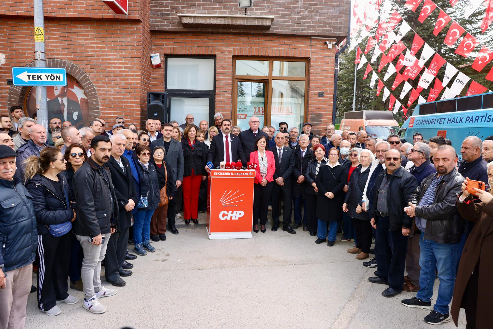 chp-eskisehir-il-baskani-talat-yalaz-19-mart-basin-aciklamasi