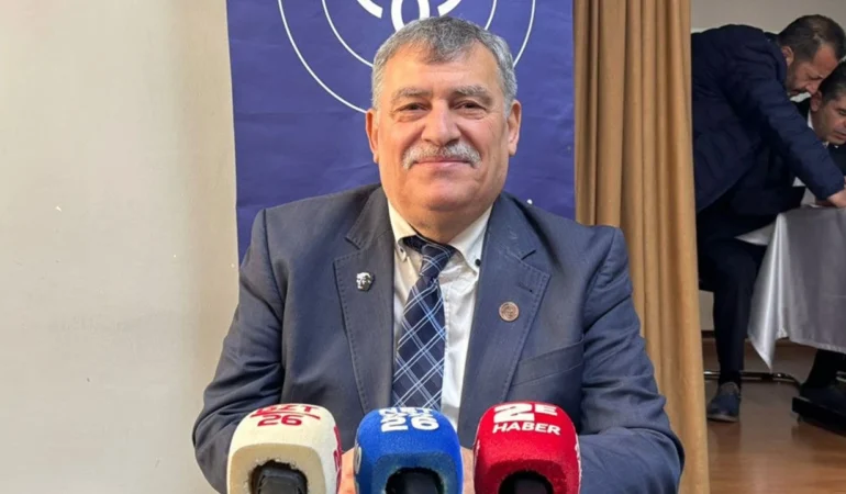 Erol ger yeniden başkan seçildi 27 erol-ger-yeniden-baskan-secildi-okullardaki-sikintilari-anlatti