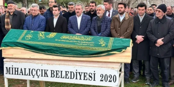 eskisehir-mihaliccic-ahmet-sazak-cenaze-toreni-metin-nurullah-sazak-mustafa-destici