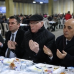 odunpazari-belediye-baskani-kazim-kurt-emek-mahallesi-iftar-programi