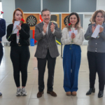 tepebasi-belediye-baskani-ahmet-atac-kadin-personel-dart-turnuvasi-odul-toreni